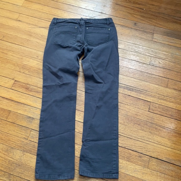 GAP Grey Straight Leg 5 Pocket Jeans Perfect! 💞 - Picture 4 of 5